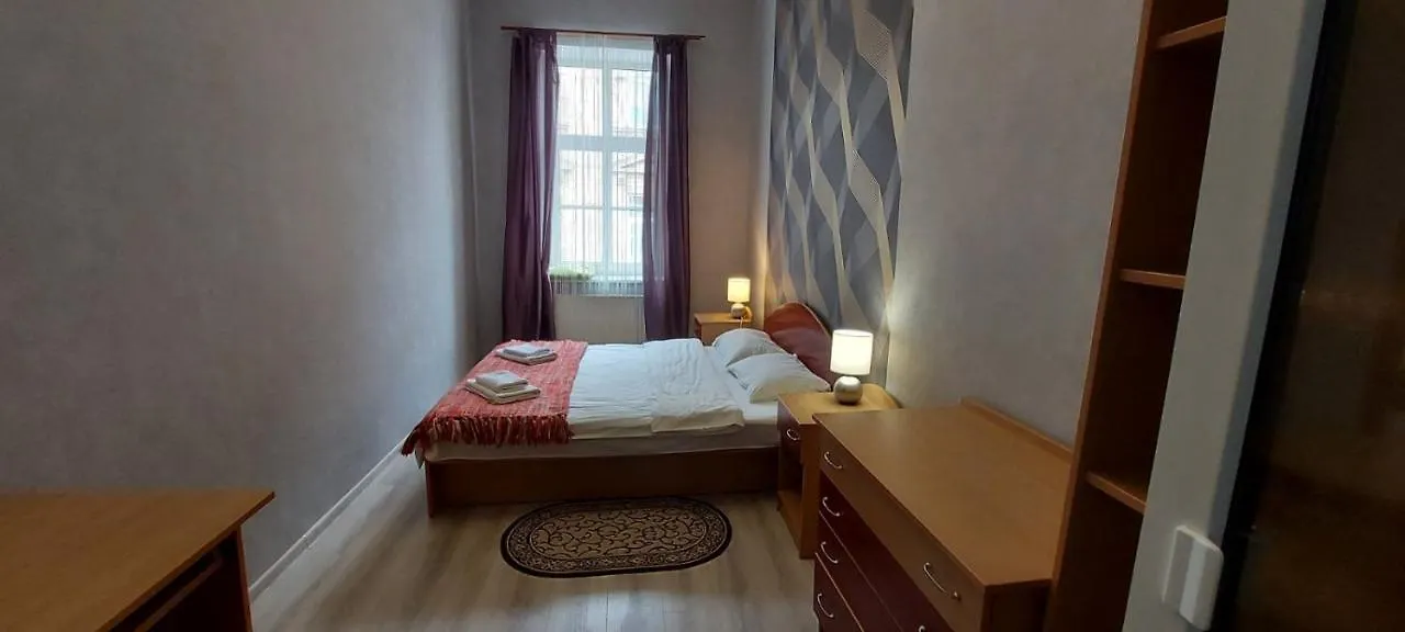 2 Bedroom Apartment On Tomashivskogo Street 7 Львов
